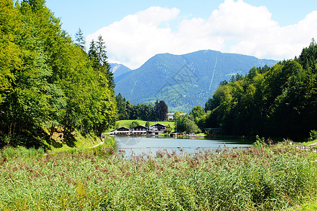 里塞斯比伊加米什帕滕基尔琴旅馆美食地景地貌大山图片