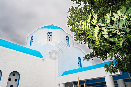 希腊正统教会树木风格旅游白色信仰旅行传统圆顶天空文化图片
