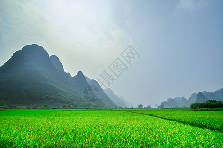 长月桂林的李风景村庄丘陵反射假期农村观光地形旅行森林钓鱼图片