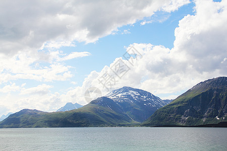 北极山脉和峡湾岩石旅行爬坡蓝色风景全景天空海岸晴天苔原图片