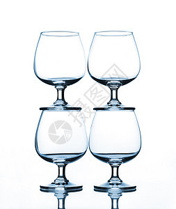 空葡萄酒堆叠青色杯子庆典液体蓝色餐具器皿水晶酒精酒杯图片