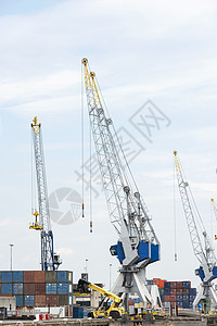 达屈港的大起重机集装箱建筑工业工程送货港口机械生长运输建筑学背景图片