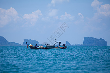 海上船只支撑旅游假期天空晴天海洋天堂岩石情调尾巴图片