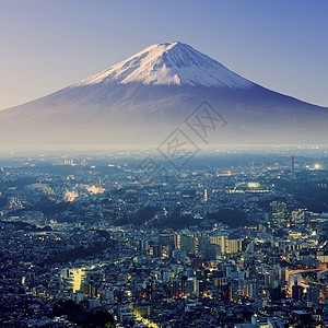 日本建筑富士山 藤山 空中与城市空间超现实拍摄背景
