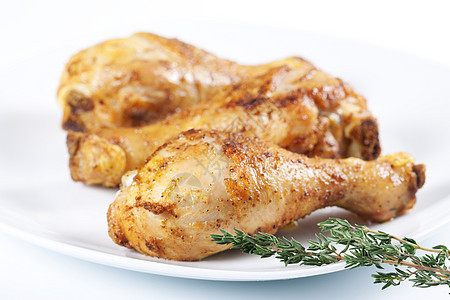 烤鸡腿香料食物盘子餐厅叶子烹饪蜂蜜鸡腿饮食家禽图片