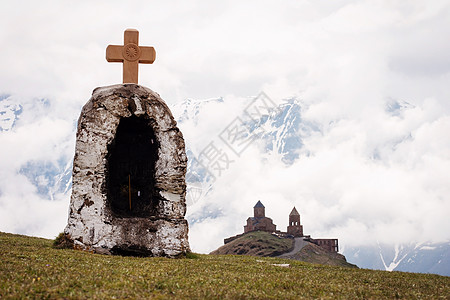 格鲁吉亚 茨明达萨梅巴教会教堂一体寺庙山脉宗教远足历史文化旅行图片