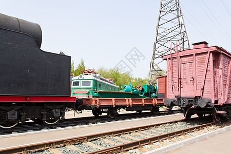 铁路公路教练车壁板车站货车平台火车车辆引擎柴油机煤炭运输图片