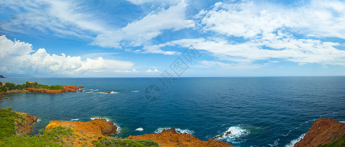 法国的Cote dAzur 全景风景山脉场景假期旅行沿海支撑海岸海滩天空图片