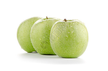 三个新鲜绿苹果饮食食欲果味小路卫生营养收成餐饮农业食谱图片