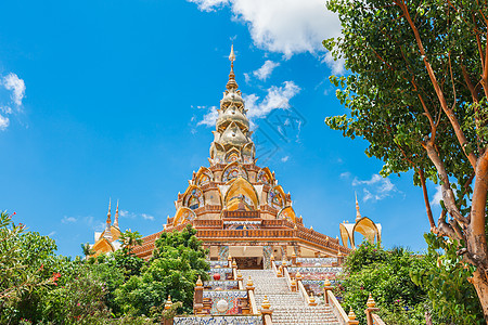 通往Phasonnkaew寺庙的楼梯历史文化佛塔地标热带旅行旅游雕像建筑学艺术图片