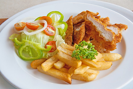 鸡条和薯条组合面包屑美食午餐油炸孩子们盘子食物小吃带子水平图片