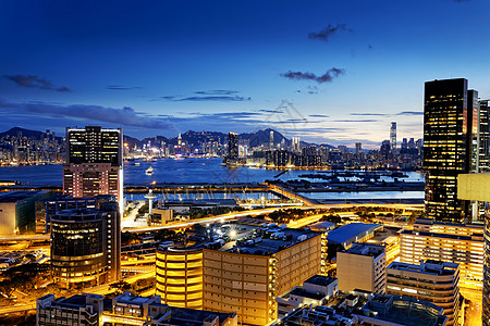 香港太平山香港之夜金融摩天大楼场景夜景目的地建筑学旅行办公景观商业背景