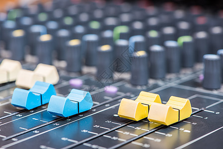 电子音响搅拌机设备收音机生产广播控制板娱乐工作室按钮音乐低音渠道图片