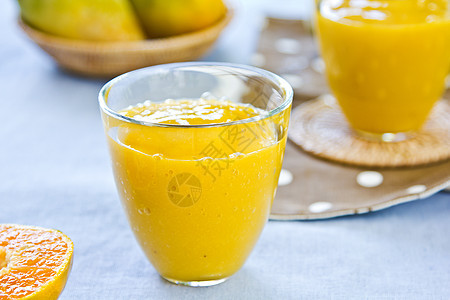 芒果和橘子冰淇淋甜点热带食物排毒情调异国水果饮食薄荷美食图片