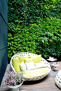 居住面积阳台花园家具垂直胡扯绿色高清图片
