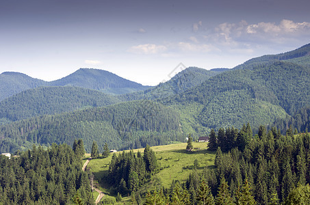山高地貌喀尔巴阡山 乌克兰小路草原高地地标草地蓝色彩虹国家爬坡农业图片