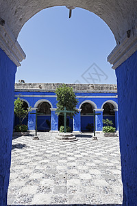 阿雷基帕圣卡塔利娜修道院宗教教会太阳历史性蓝色旅行地标图片