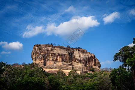 Sigiriya 狮子岩石和天上的堡垒图片