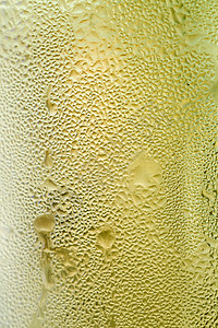 冷柠檬水啤酒苏打运动气泡灯光气体黄色波纹玻璃泡沫图片