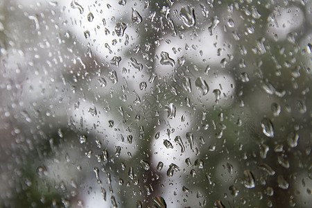 镜子上的水滴雨滴玻璃天气窗户反射液体图片