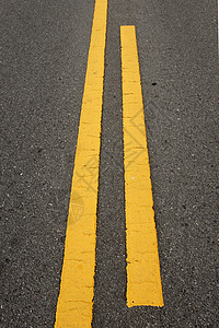 交通线路车道街道通道条纹路面边界黄色驾驶路口指导图片