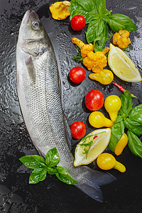 鱼鲈鱼晚餐条纹色彩柠檬标签营养鲷鱼海鲜西红柿图片