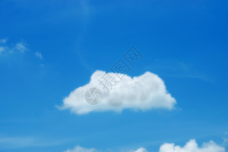蓝蓝天空背景白云蓝色天堂云景阳光白色图片