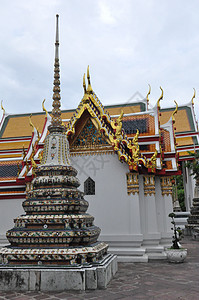 泰国曼谷的Watho雕像雕塑艺术身体场所神社上帝寺庙崇拜沉思图片