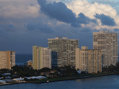 佛罗里达劳德代尔堡港口旅行假期天际巡航目的地游客双体海洋摩托艇图片