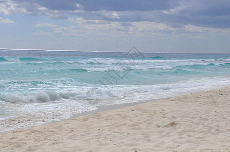 墨西哥海滩蓝色太阳海岸地标假期支撑海浪地平线晴天阳光图片