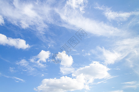 蓝色天空的柔软白云柔软度环境场景天气气象自由阳光云景臭氧天堂图片