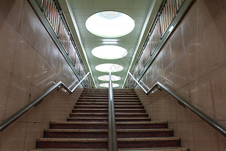 地铁站楼梯场景风光围墙枝形设备灯光景观栏杆入口蓝色图片