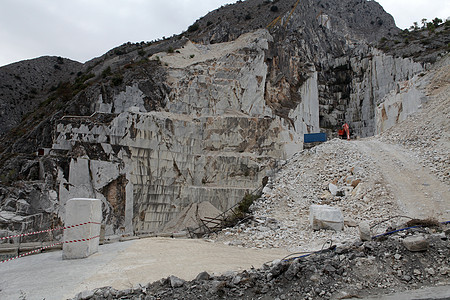 大理石场  阿普安阿尔卑斯山 卡拉拉山脉大理石岩石石坑高山材料矿业工作洞穴顶峰图片