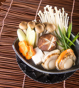 日式美食 背景的热锅食物洋葱盘子大豆饮食面条蔬菜海鲜蒸汽螃蟹图片