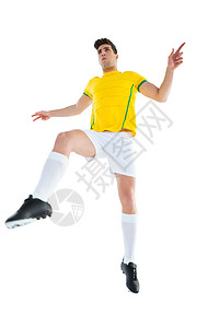 穿黄色球衣踢足球运动员运动服活动竞技男人播放器杯子团队足球齿轮世界图片