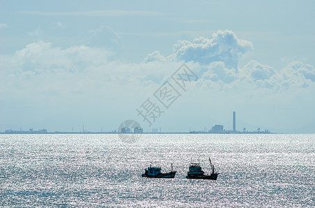 渔船海船环境天气多云气氛风景戏剧性钓鱼云景天空海洋图片