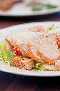鸡塞萨沙拉沙拉午餐长叶敷料莴苣盘子叶子餐厅蔬菜饮食图片