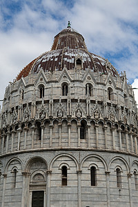 Pisa  圣约翰在米拉科利广场的浸礼会广场旅行建造游客纪念碑历史历史性圆顶地标旅游图片