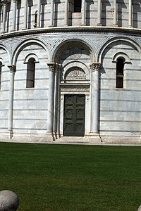 Pisa  圣约翰在米拉科利广场的浸礼会历史性坎波旅行游客奇迹大理石历史大教堂广场建筑学图片