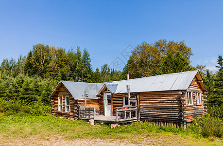 木木棚小屋日志窝棚风化木头建筑木屋木材乡村窗户图片