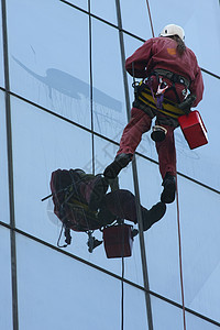 Windowher 洗衣机建筑绳索高度工人男人城市工作风险职业清洁工图片