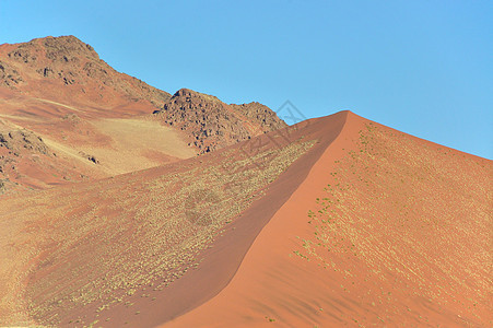 索苏苏夫莱附近的沙丘和山丘图片