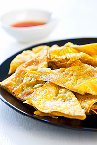 深油炸圆顿糕饼芯片小吃脂肪油炸饮食烹饪糕点黄色食物美食图片