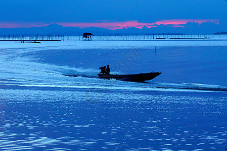 蓝湖天空场景冲浪波纹海浪液体墙纸海景水池蓝色图片