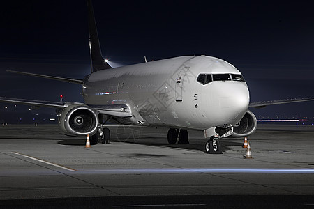 夜间飞机货物围裙客机飞机场航空运输商品商业货轮航天图片