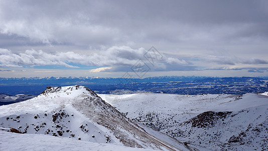 冬季科罗拉多Pikes Peak国家公园风景山脉高地首脑长矛爬坡森林旅行图片