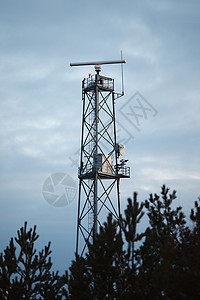雷达塔桅杆电讯电话蓝色天空辐射全球信号移动电视图片
