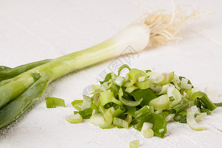 热菜新鲜水滴营养饮食味道厨房绿色蔬菜沙拉库存食物韭葱图片