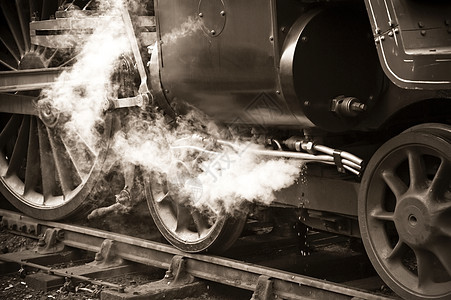 古老的蒸汽火车曲目轮子机车力量车轮机械运输旅行金属铁路图片