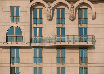 现代建筑的简图图片阳台墙纸金属反射房地产财产阳光商业晴天待售图片